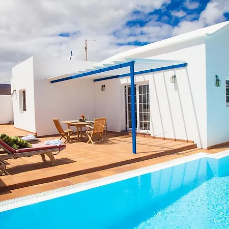 Lagomar Private Pool And Sea Views Arrieta Lanzarote